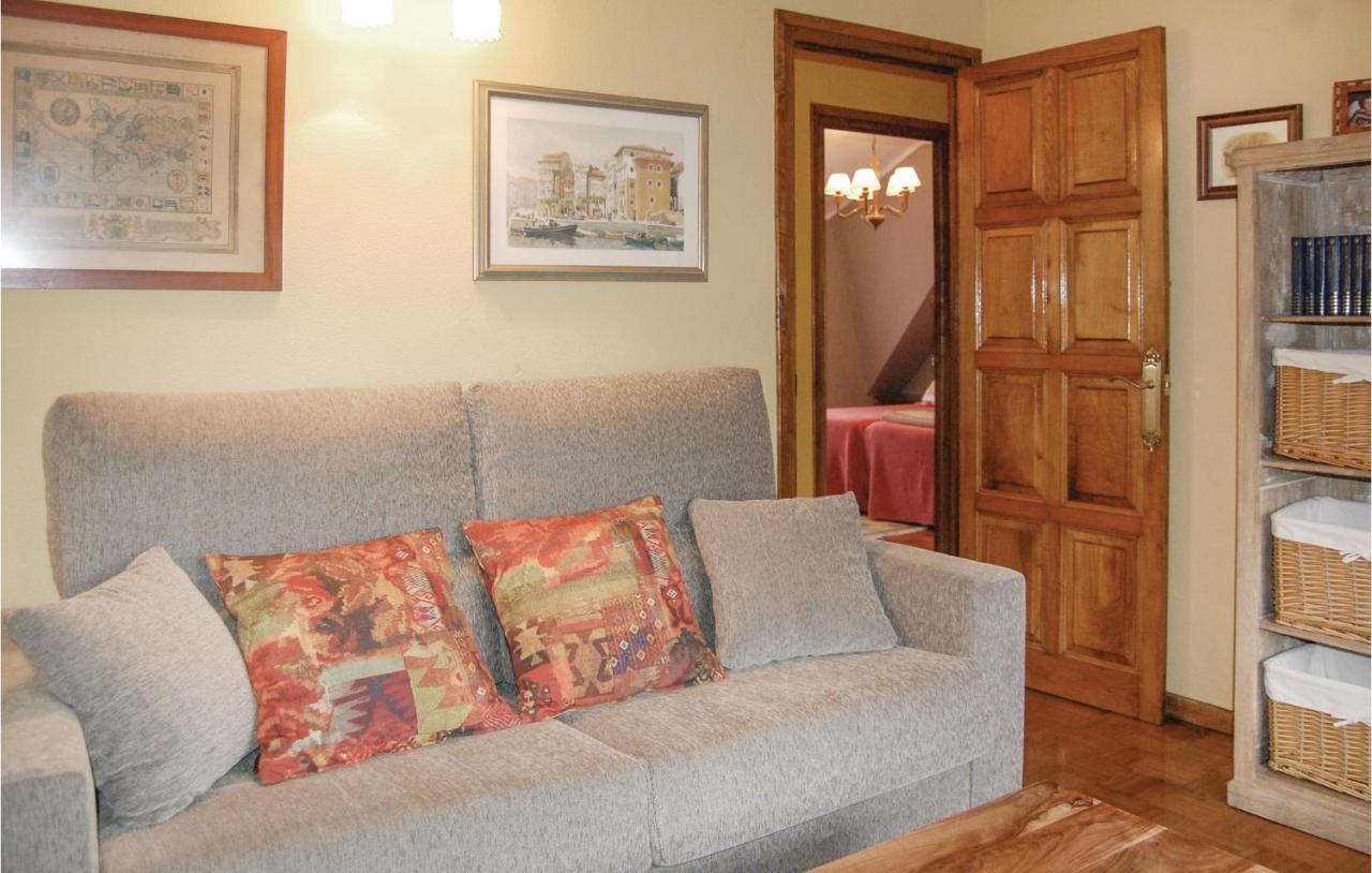 Gorgeous Home In Pilona With Kitchen La Pinera 外观 照片